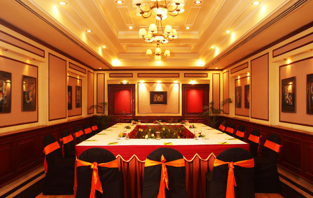 The Crown, Bhubaneswar - Ihcl Seleqtions Ξενοδοχείο Εξωτερικό φωτογραφία